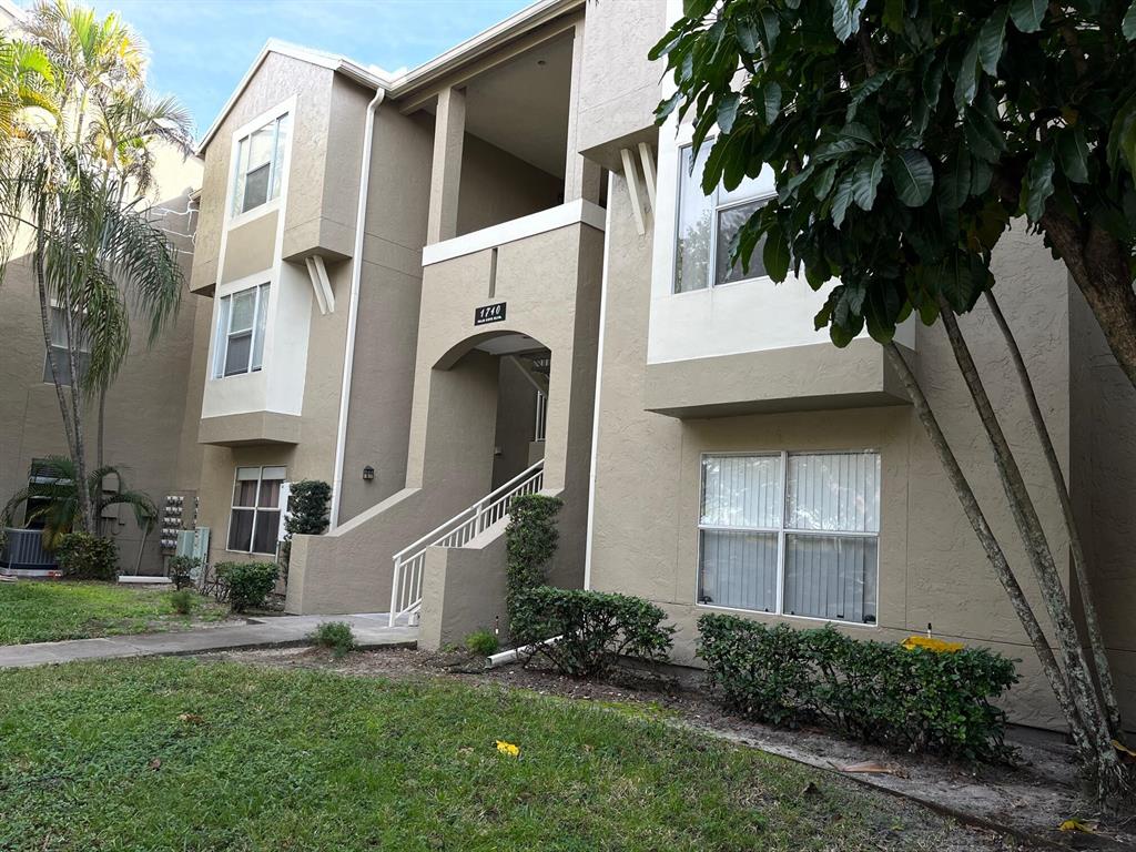 1740 Palm Cove Boulevard Unit: 4-302