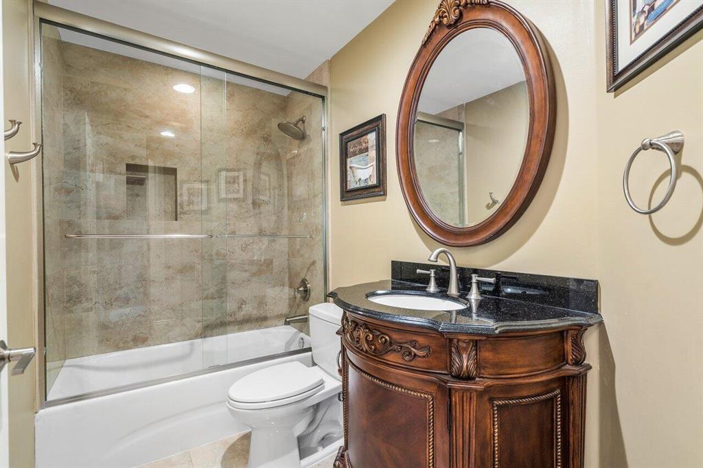 5790 Coach House Circle Unit: D