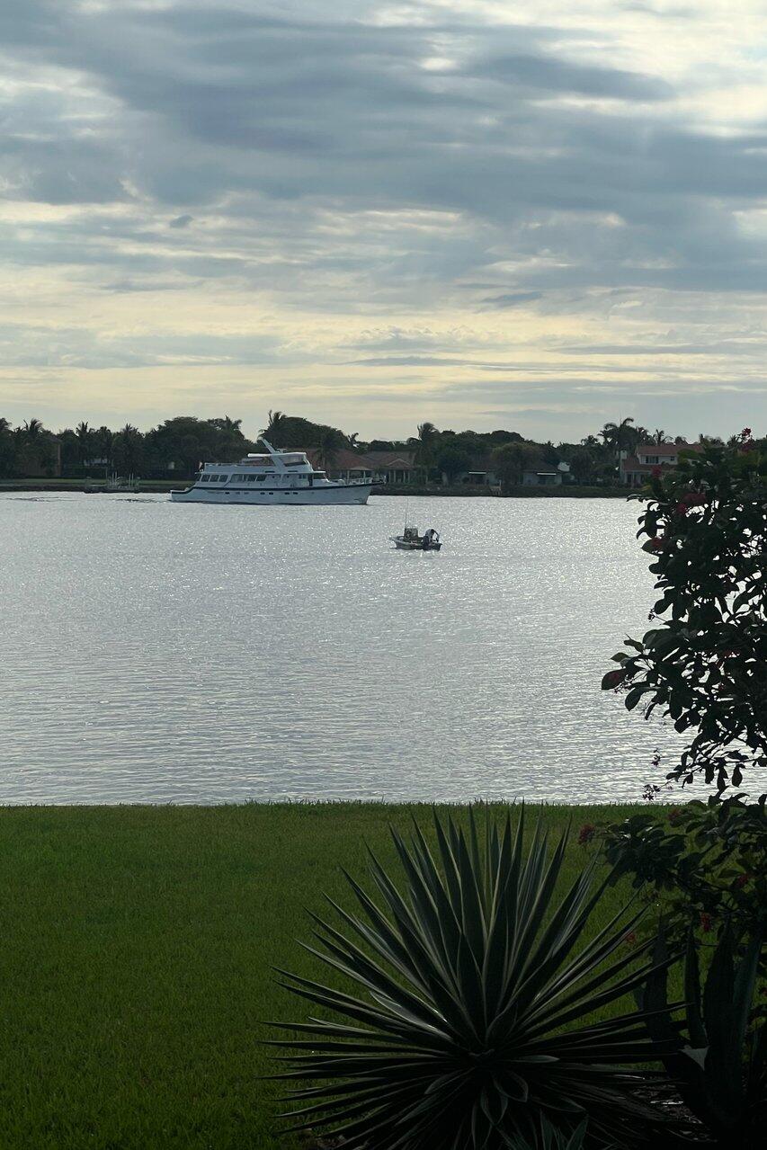 1202 S Lake Drive Unit: 102