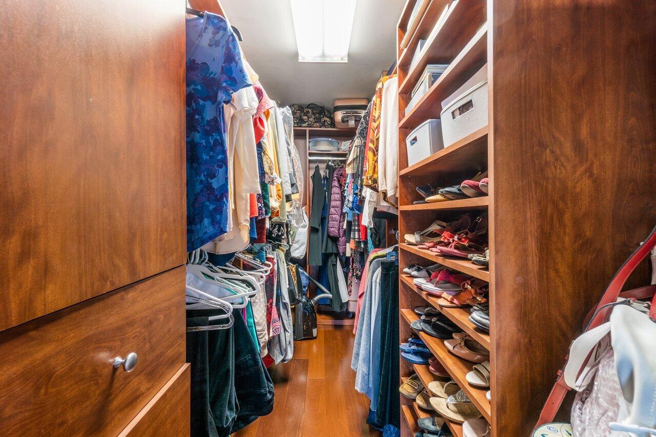 1202 S Lake Drive Unit: 102