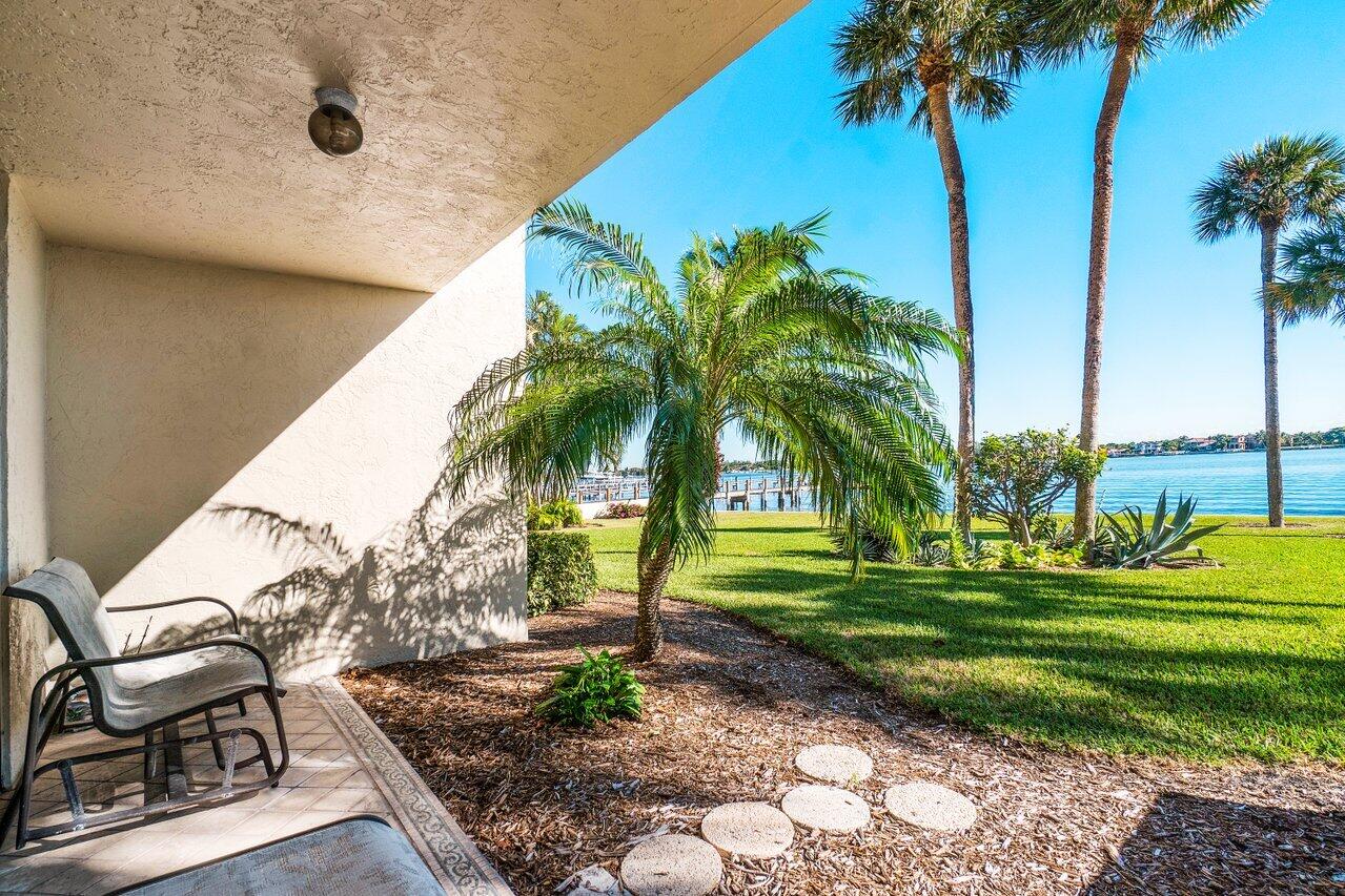 1202 S Lake Drive Unit: 102