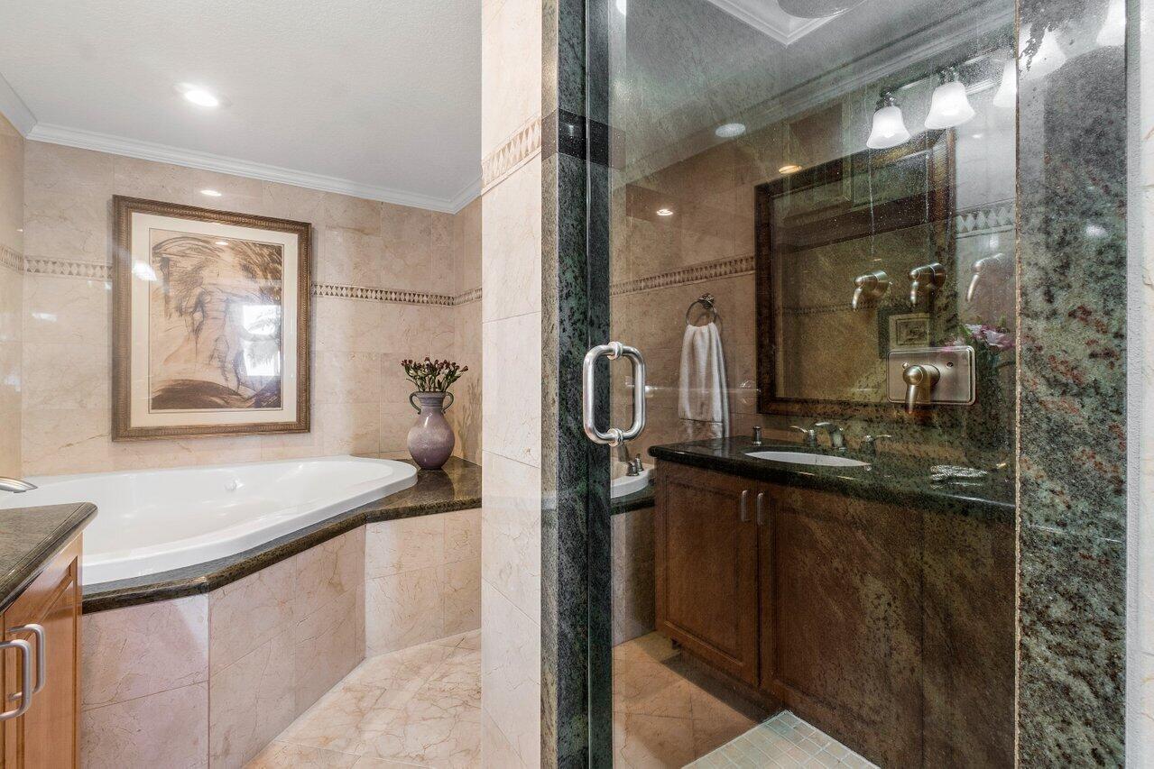 1202 S Lake Drive Unit: 102