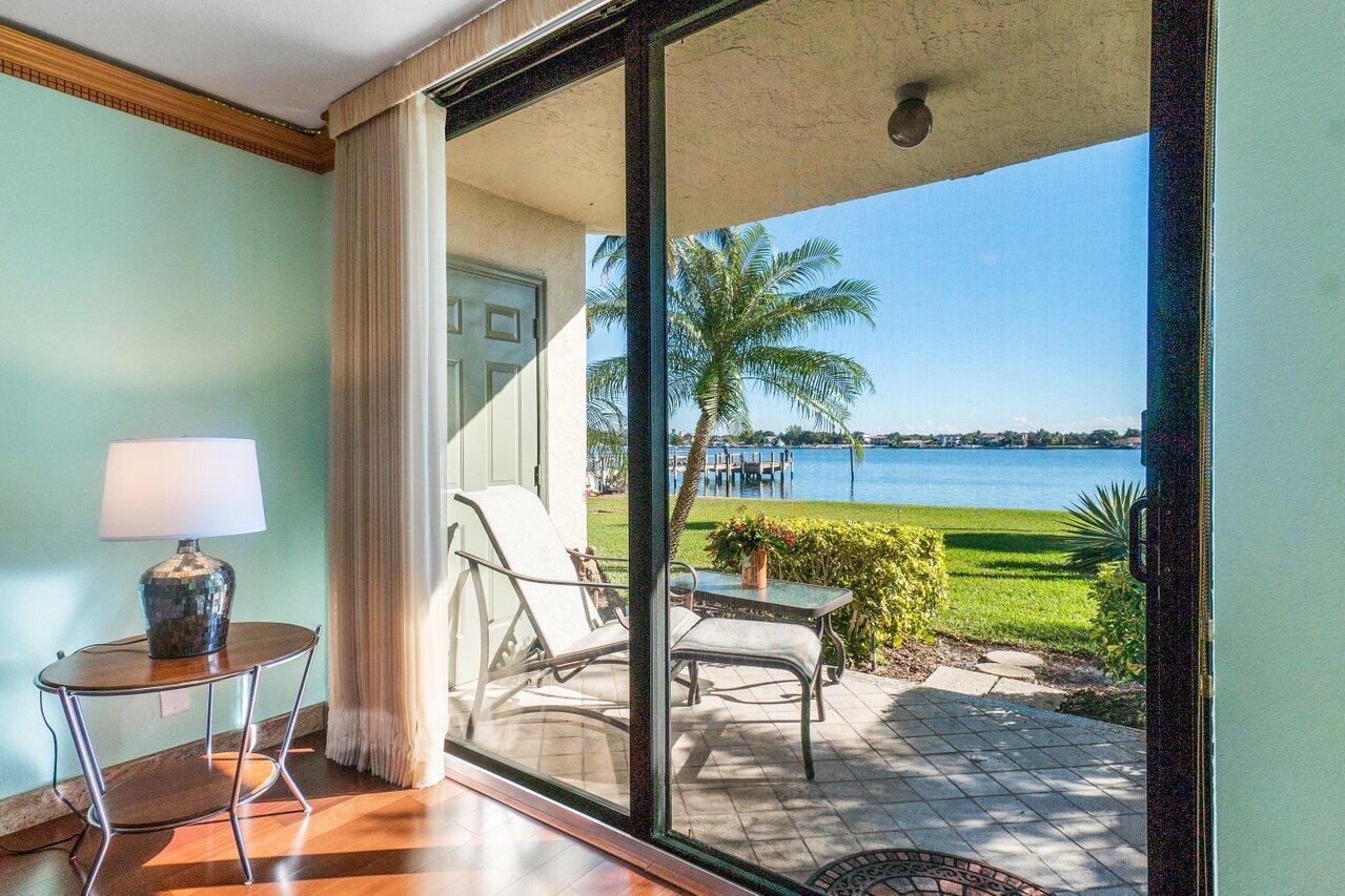 1202 S Lake Drive Unit: 102