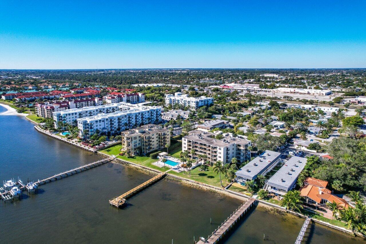 1202 S Lake Drive Unit: 102