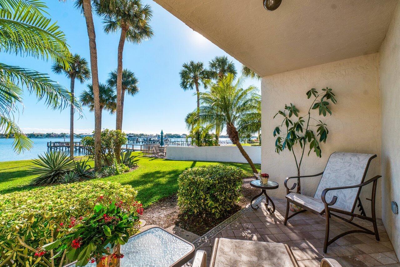 1202 S Lake Drive Unit: 102