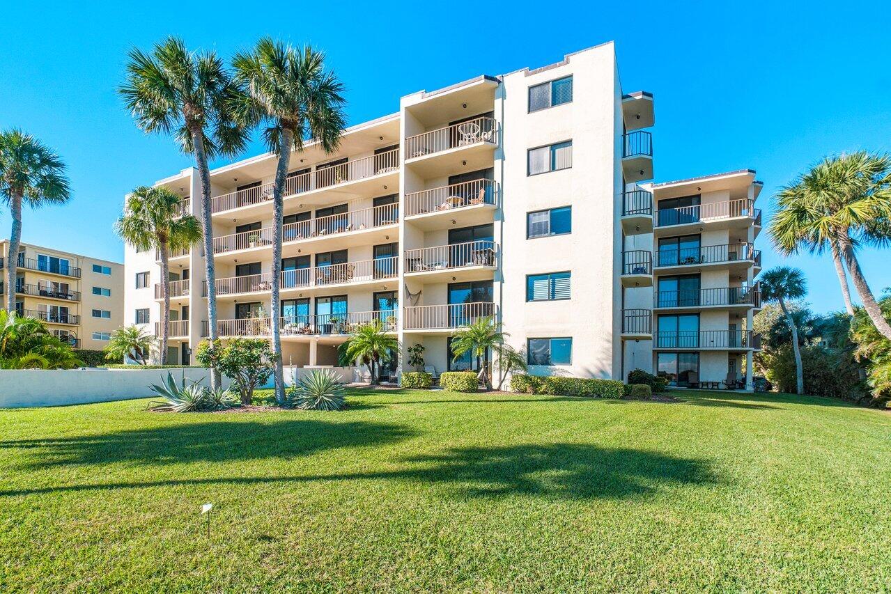 1202 S Lake Drive Unit: 102