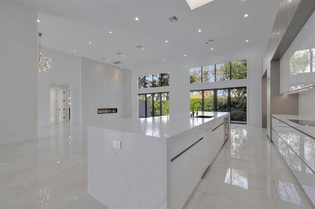 2471 NW 62nd Street
