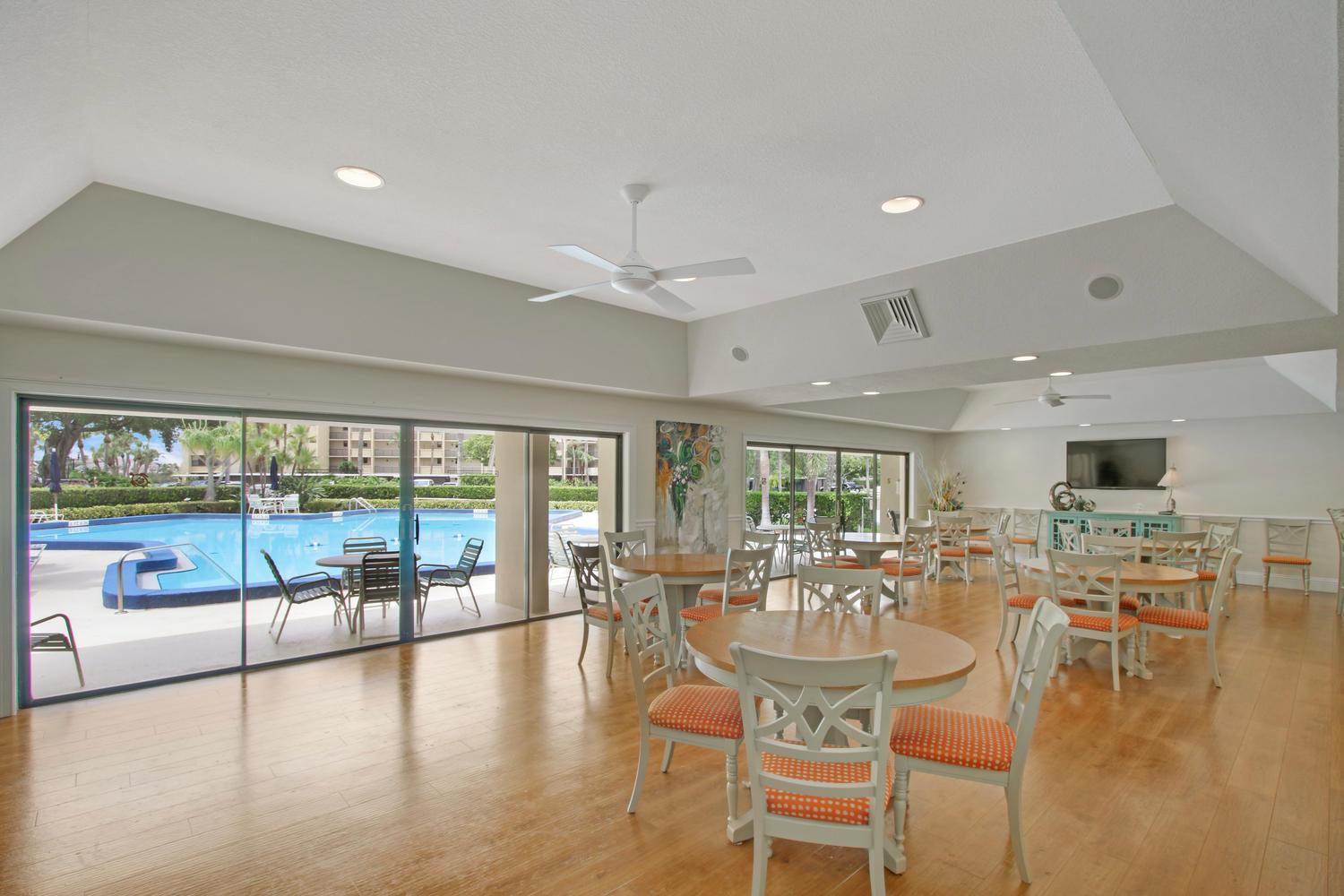 1748 Jupiter Cove Drive Unit: 218