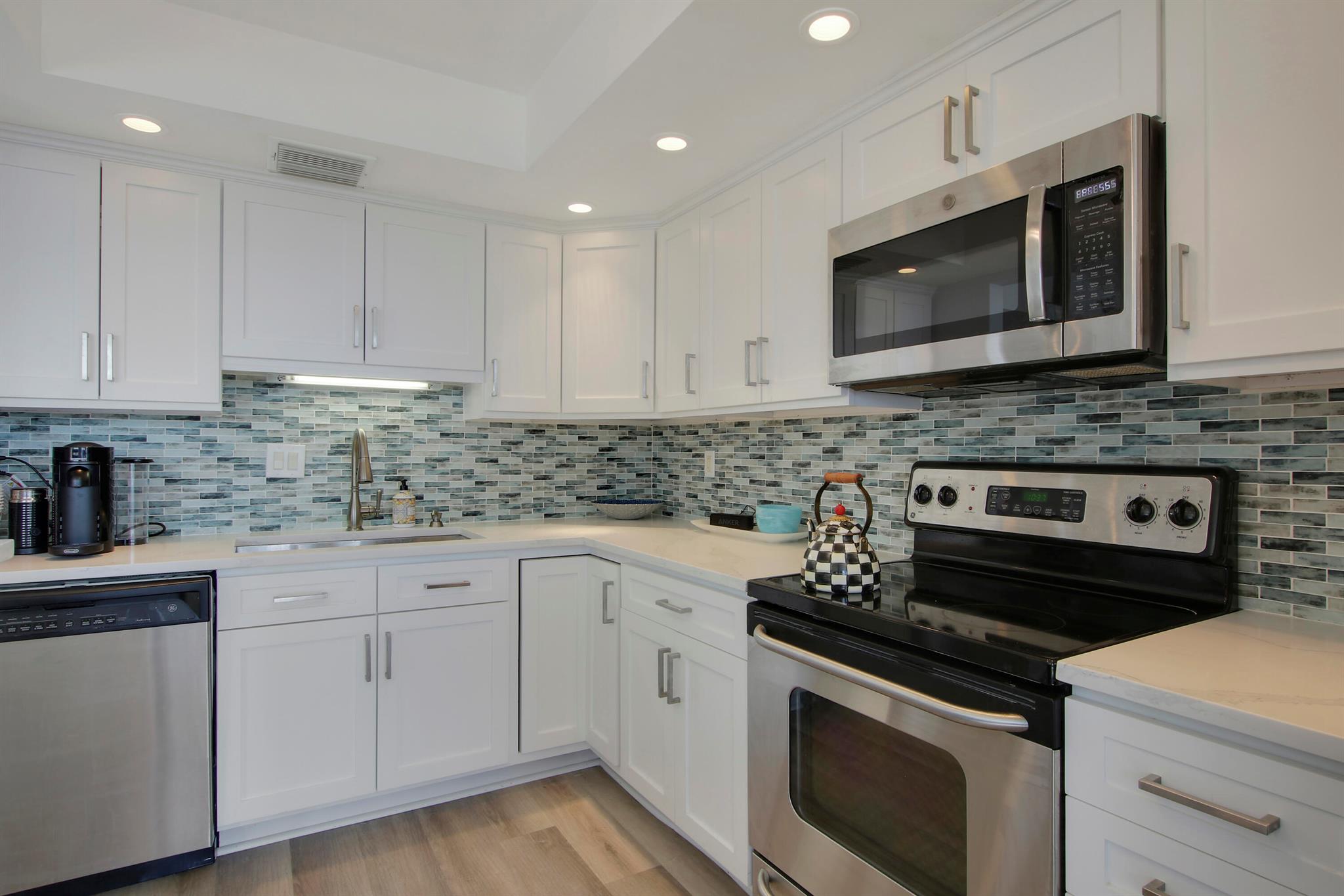 1748 Jupiter Cove Drive Unit: 218