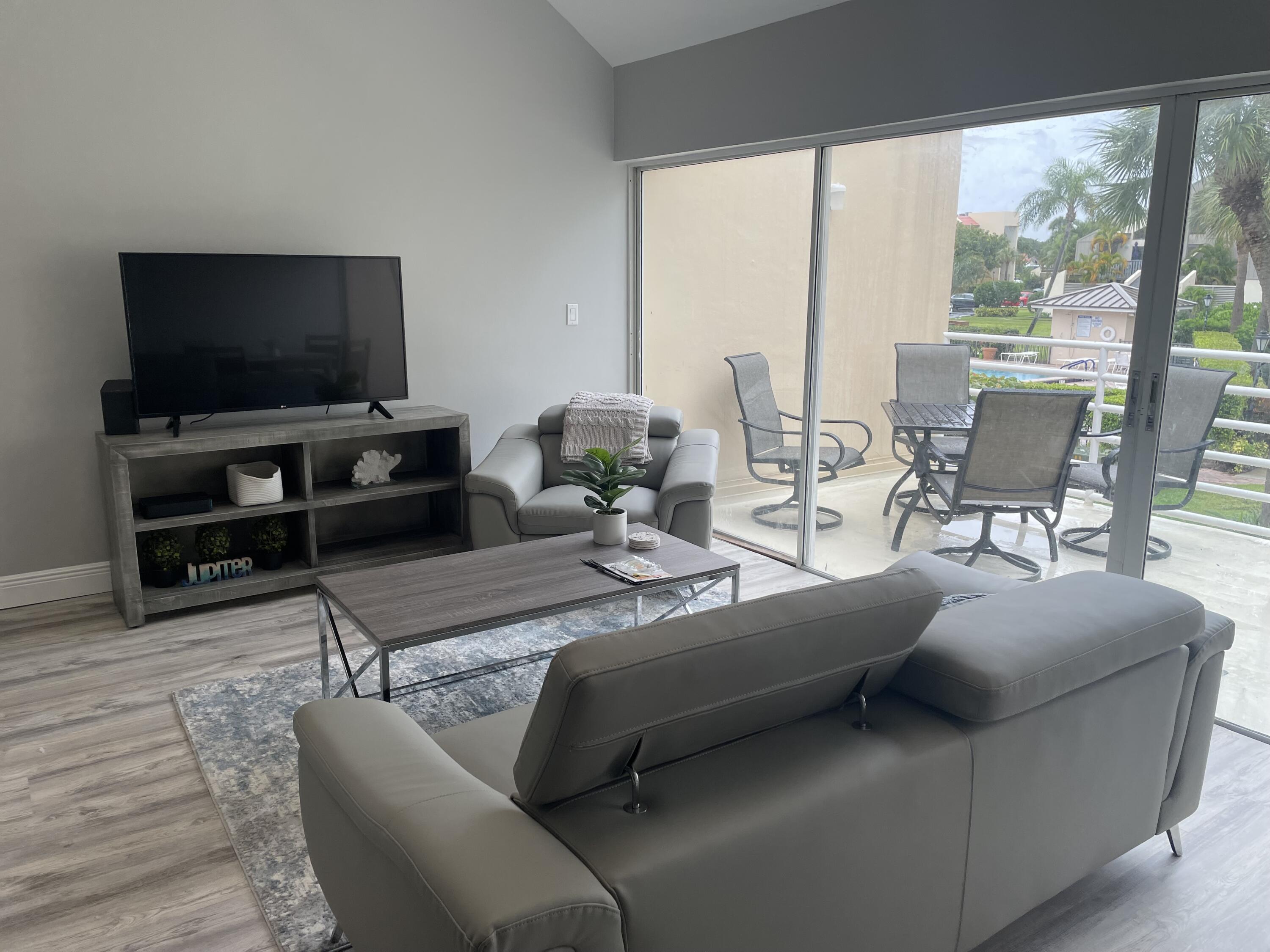 1605 S Us Highway 1 Unit: M2-209