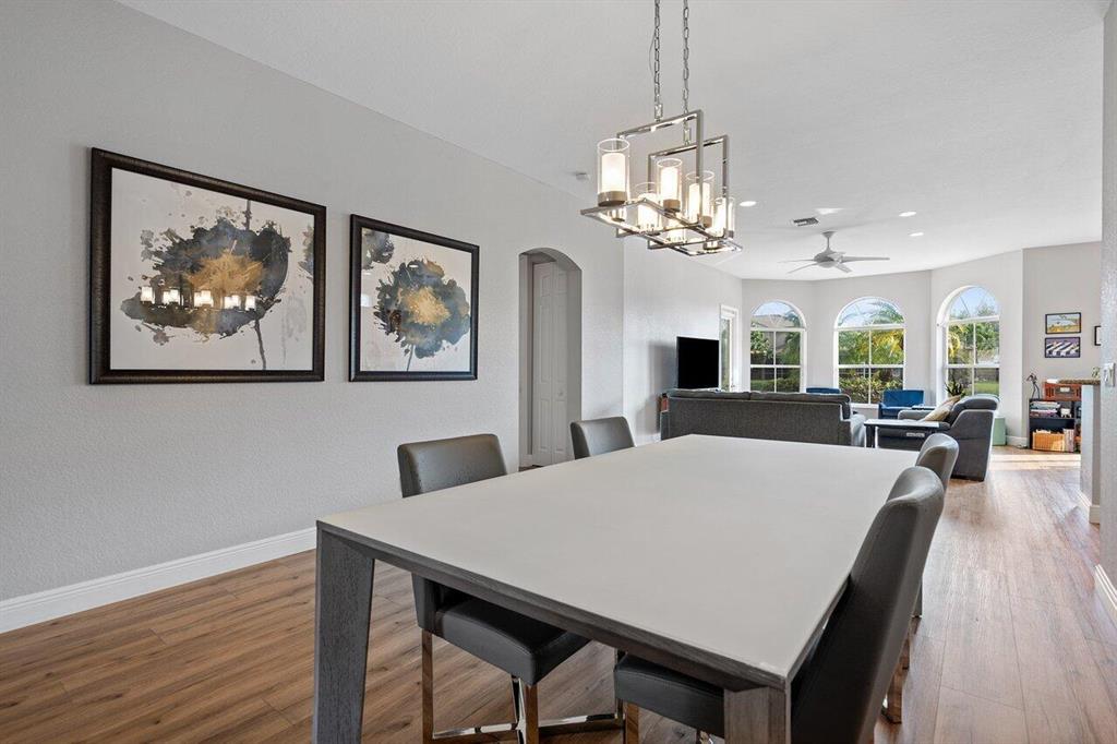 5558 Via De La Plata Circle