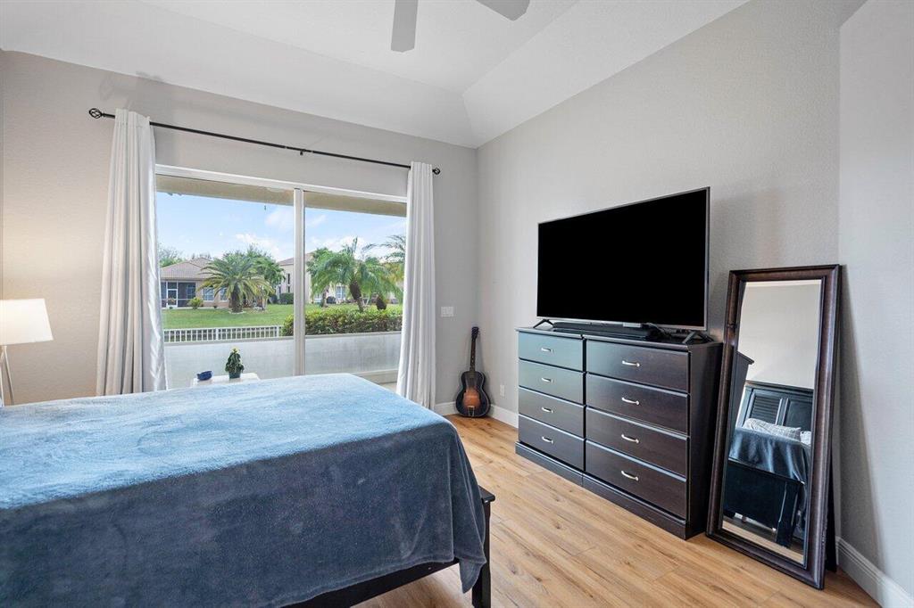 5558 Via De La Plata Circle