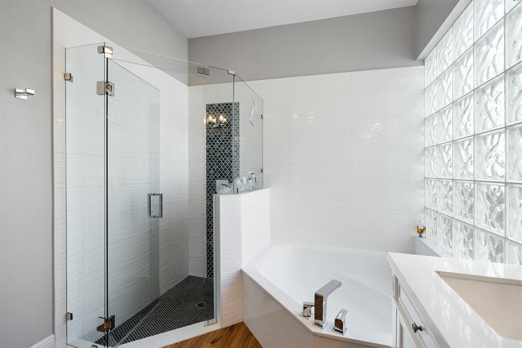 5558 Via De La Plata Circle