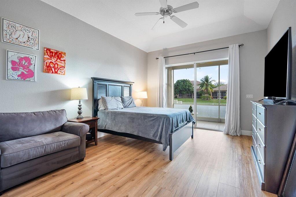 5558 Via De La Plata Circle