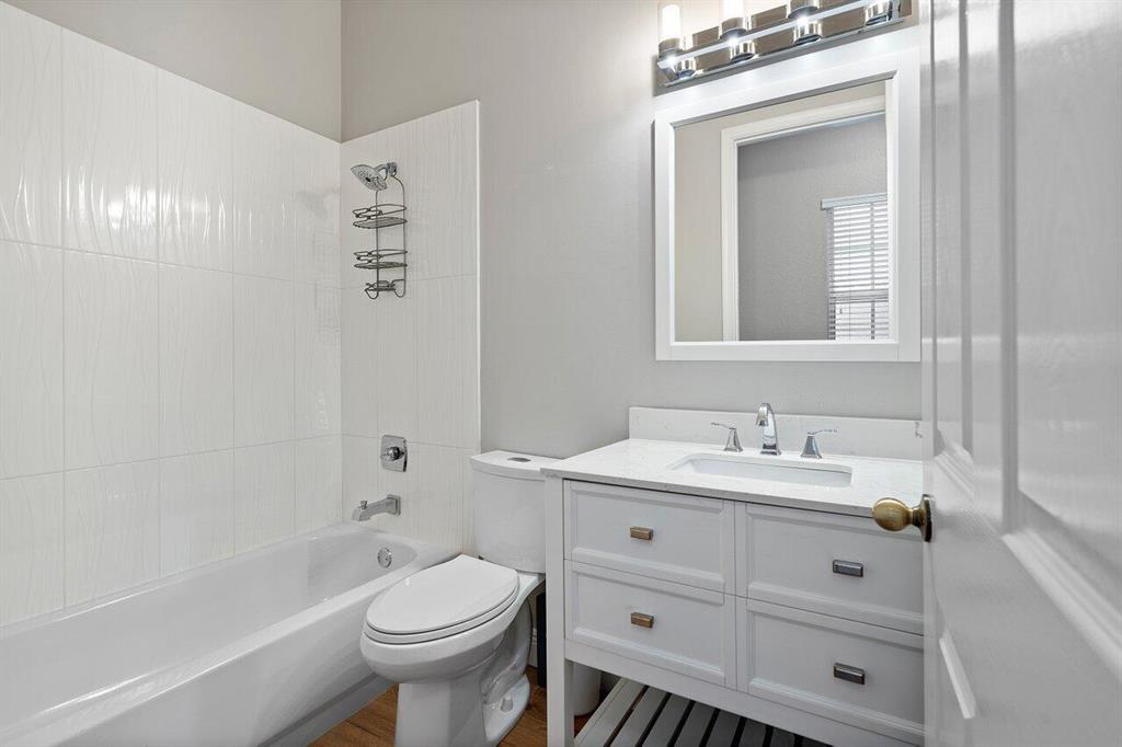 5558 Via De La Plata Circle