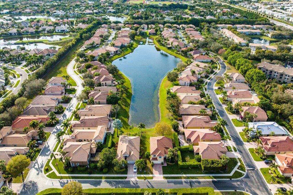 5558 Via De La Plata Circle