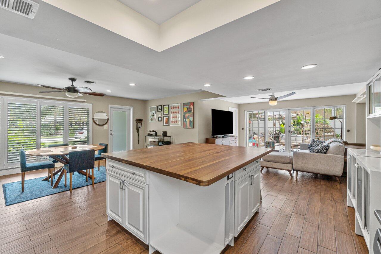 501 SW 8th Terrace