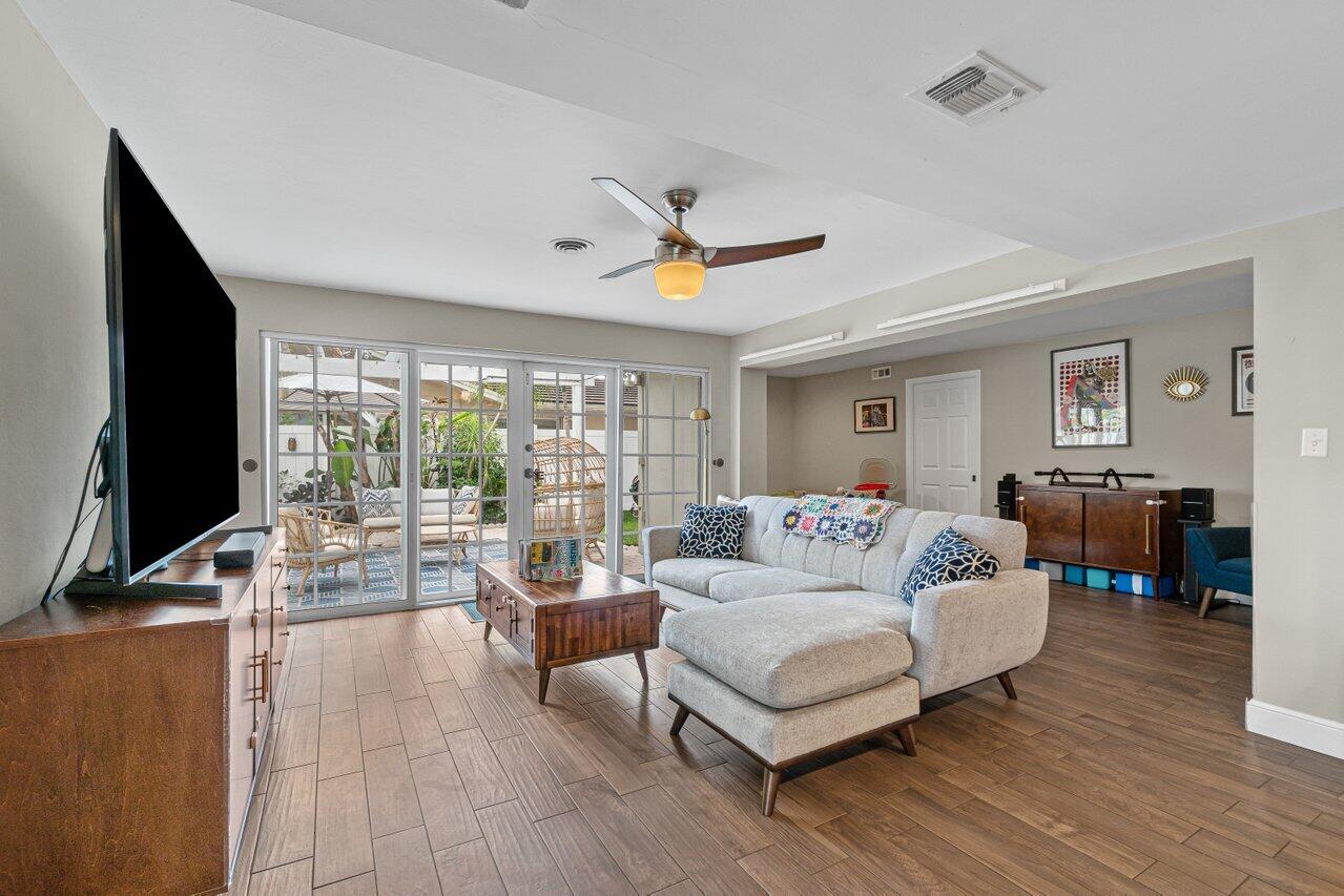501 SW 8th Terrace