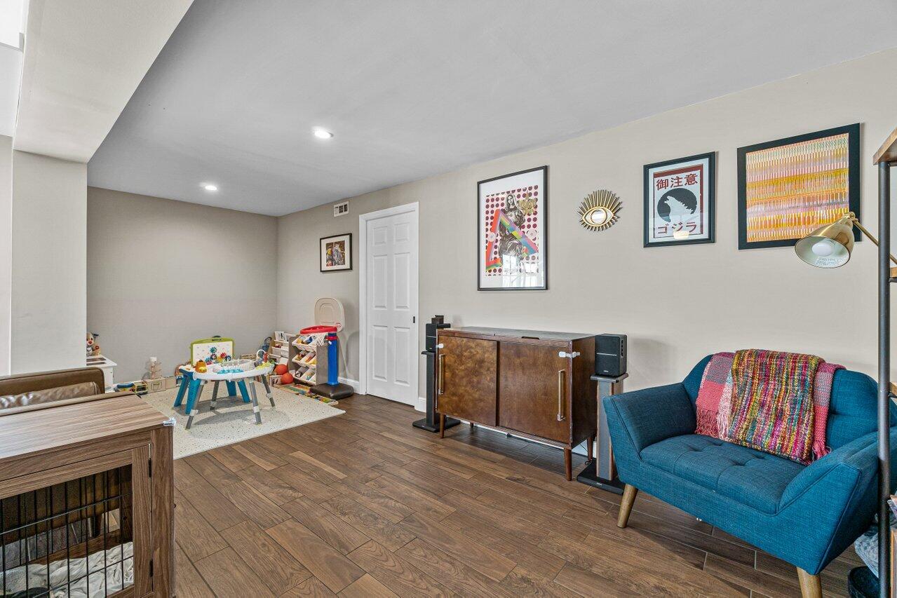 501 SW 8th Terrace