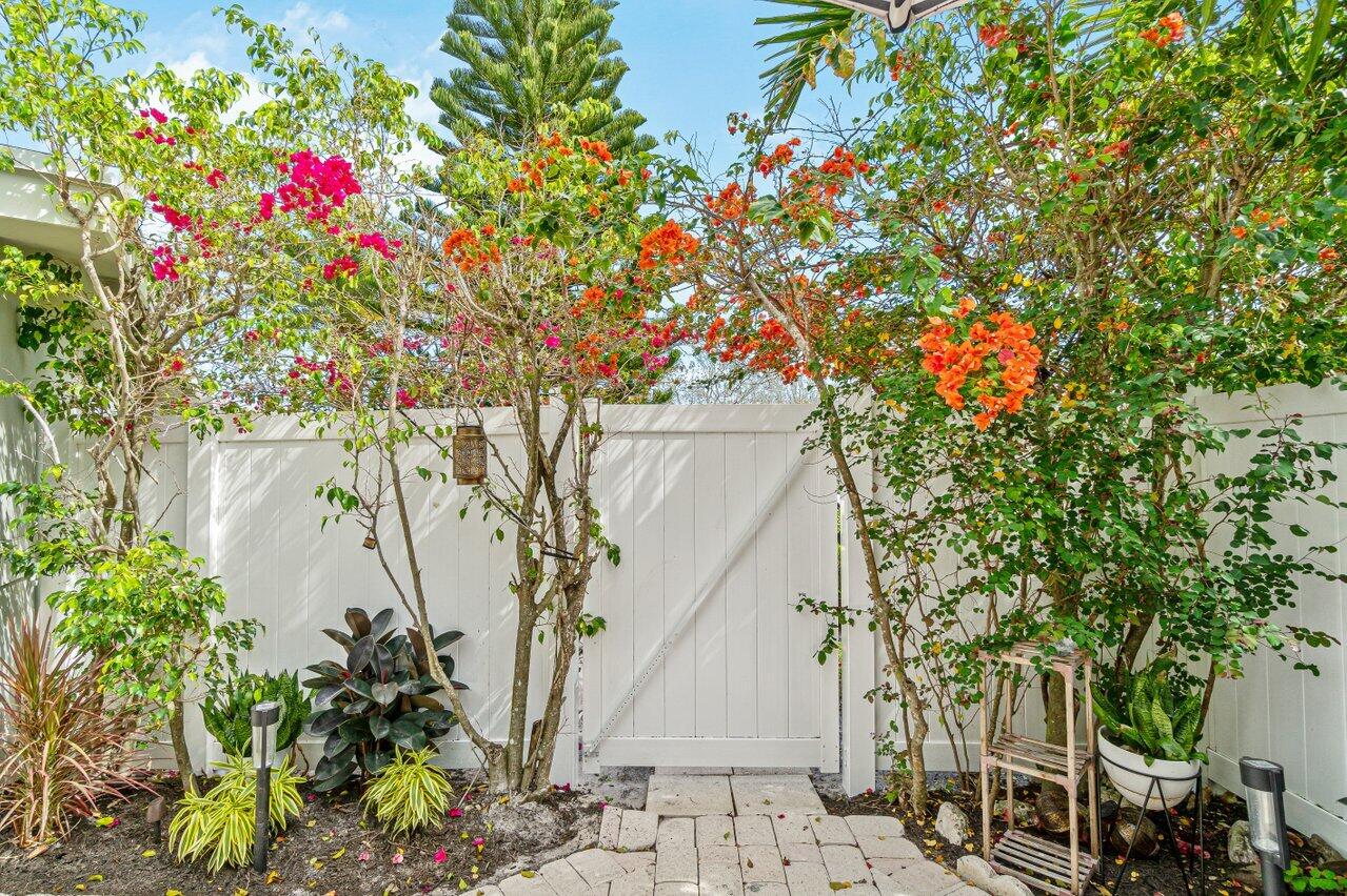 501 SW 8th Terrace