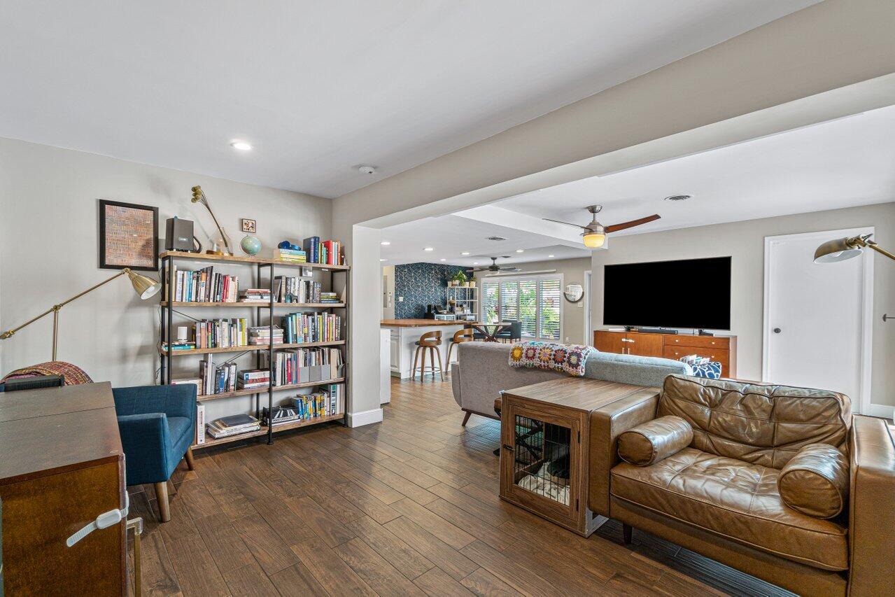 501 SW 8th Terrace