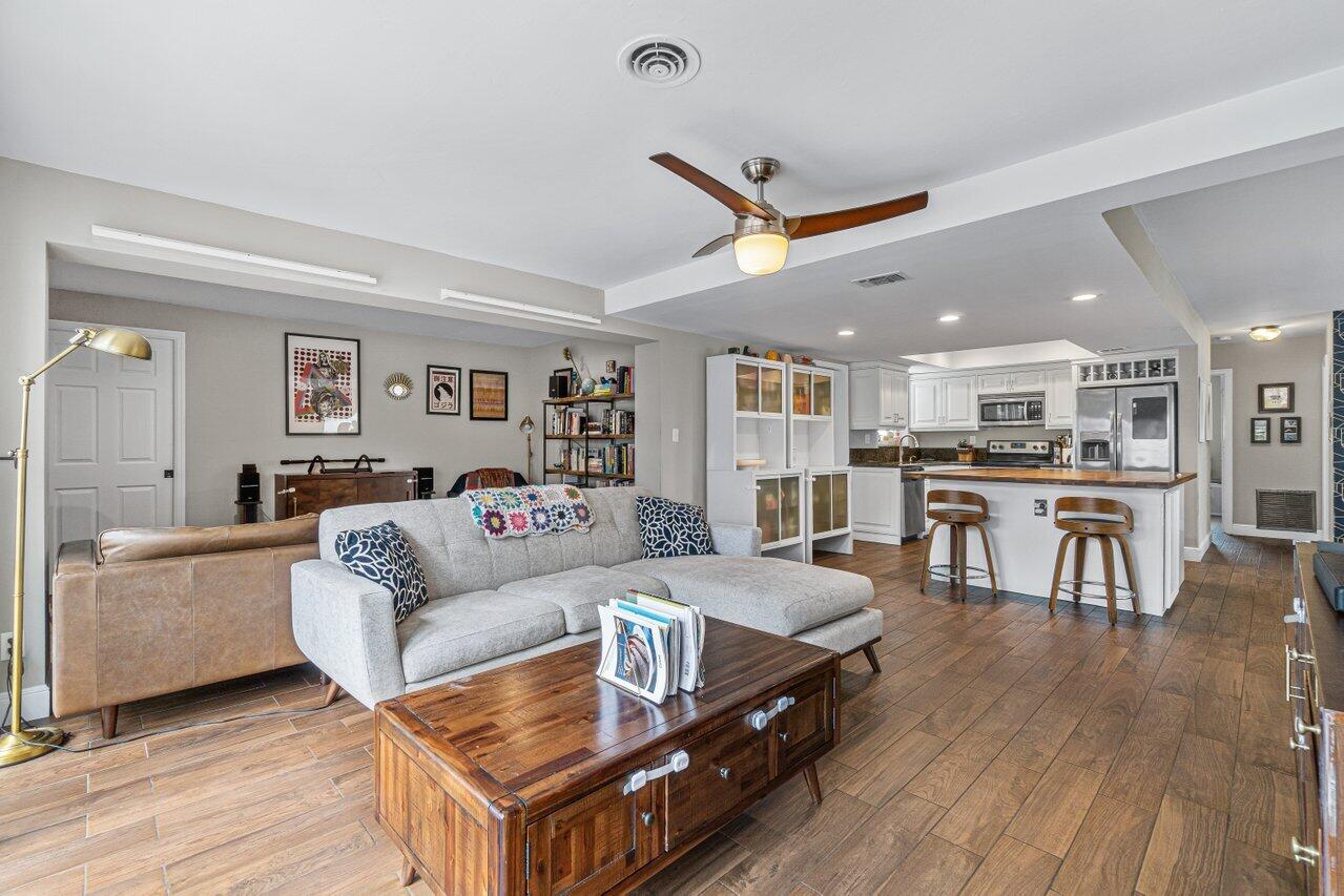 501 SW 8th Terrace