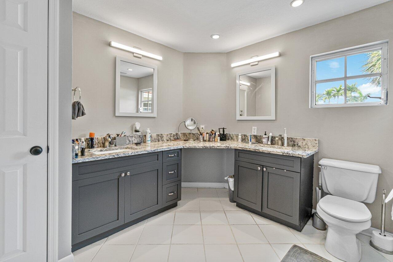 501 SW 8th Terrace