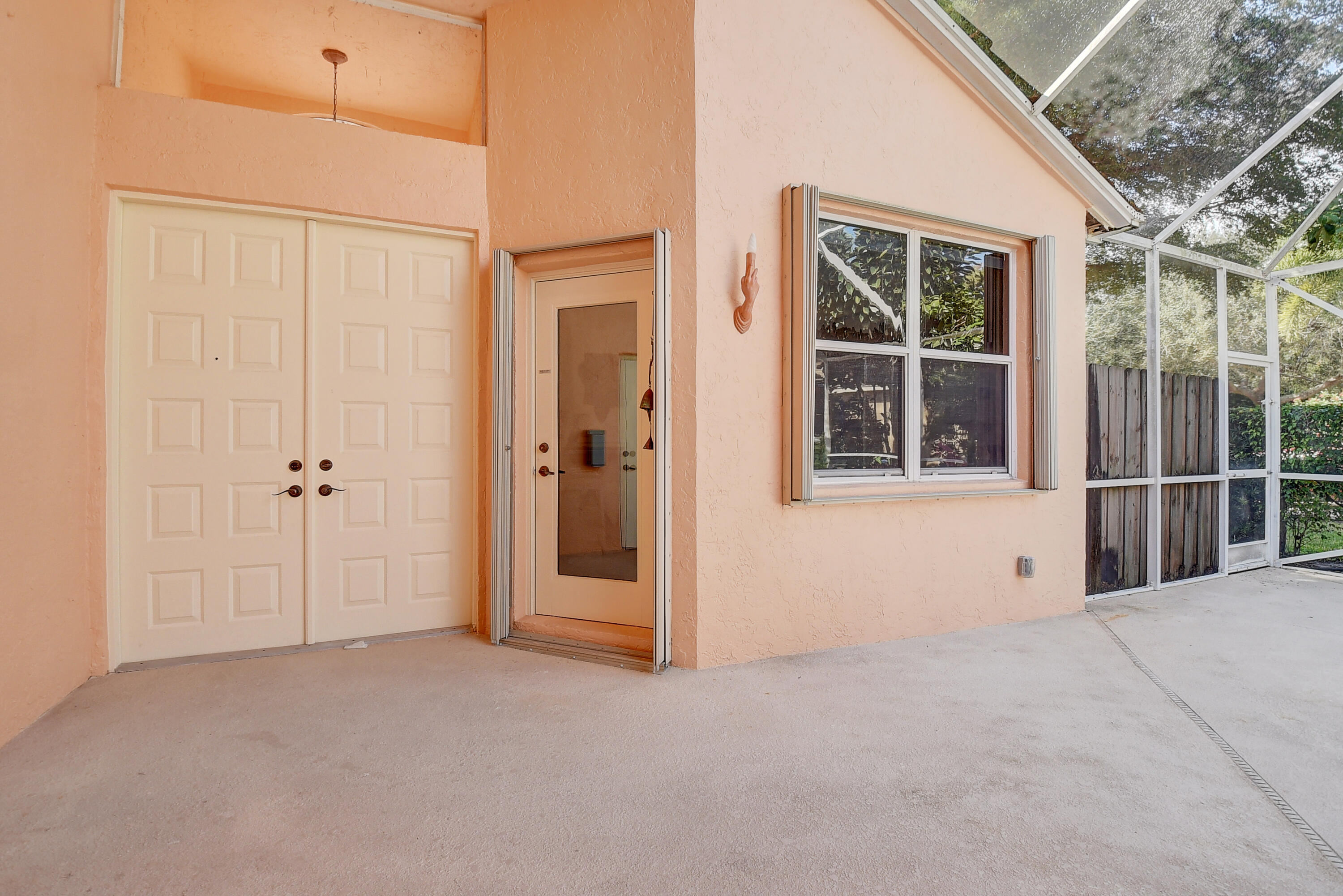 10428 Gold Leaf Drive