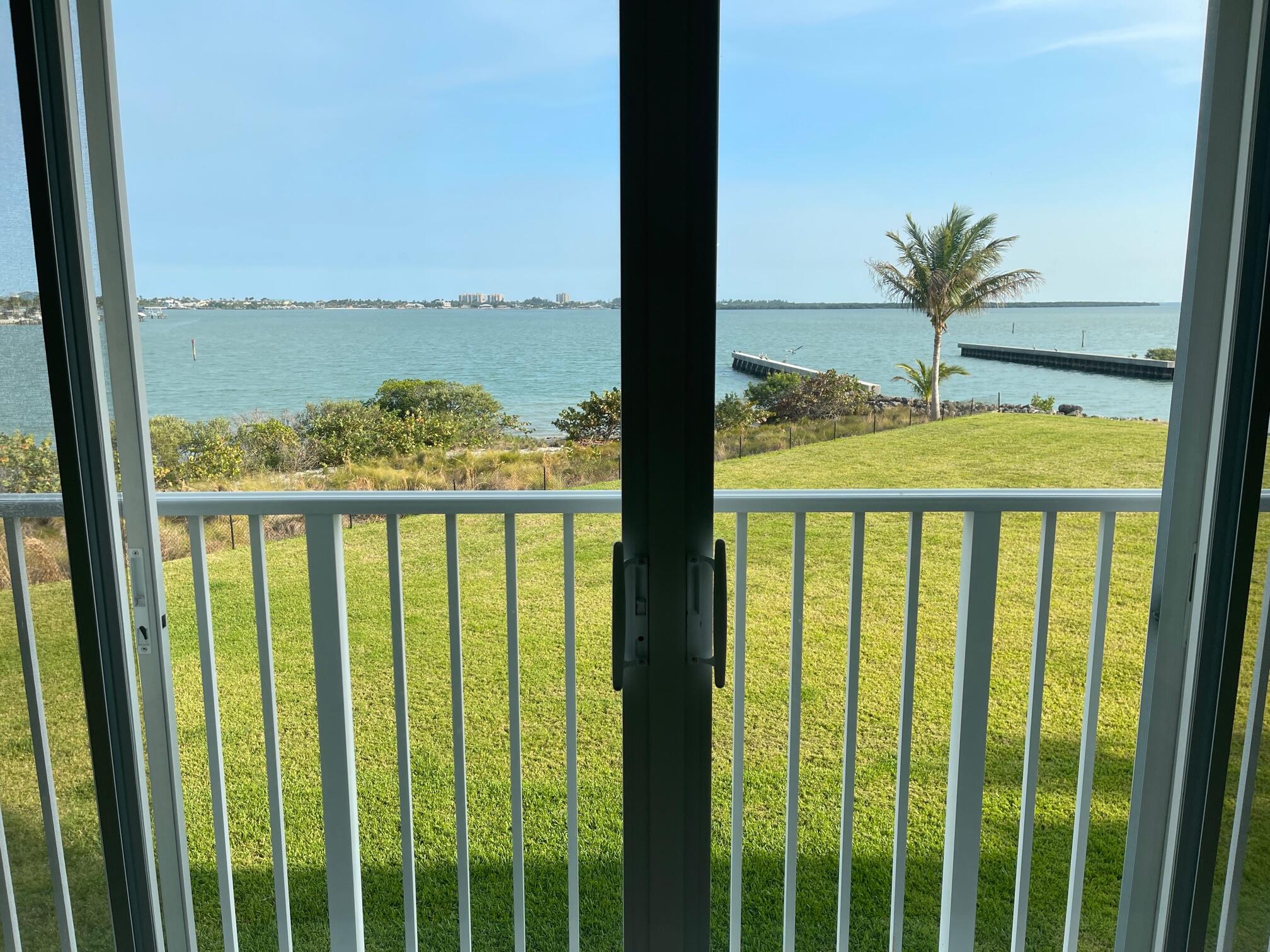 4 Harbour Isle East Drive Unit: 202