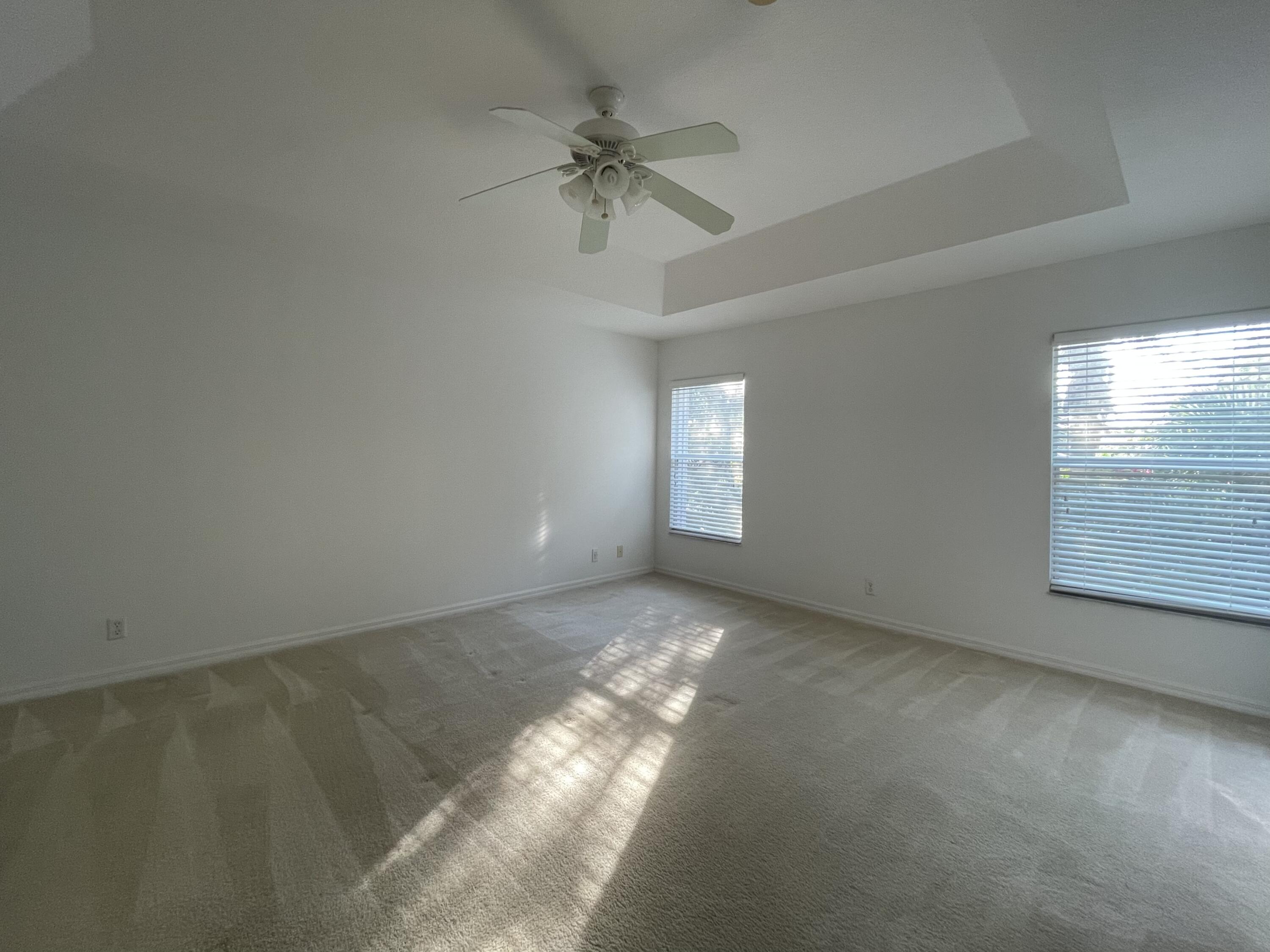 9085 Villa Palma Lane