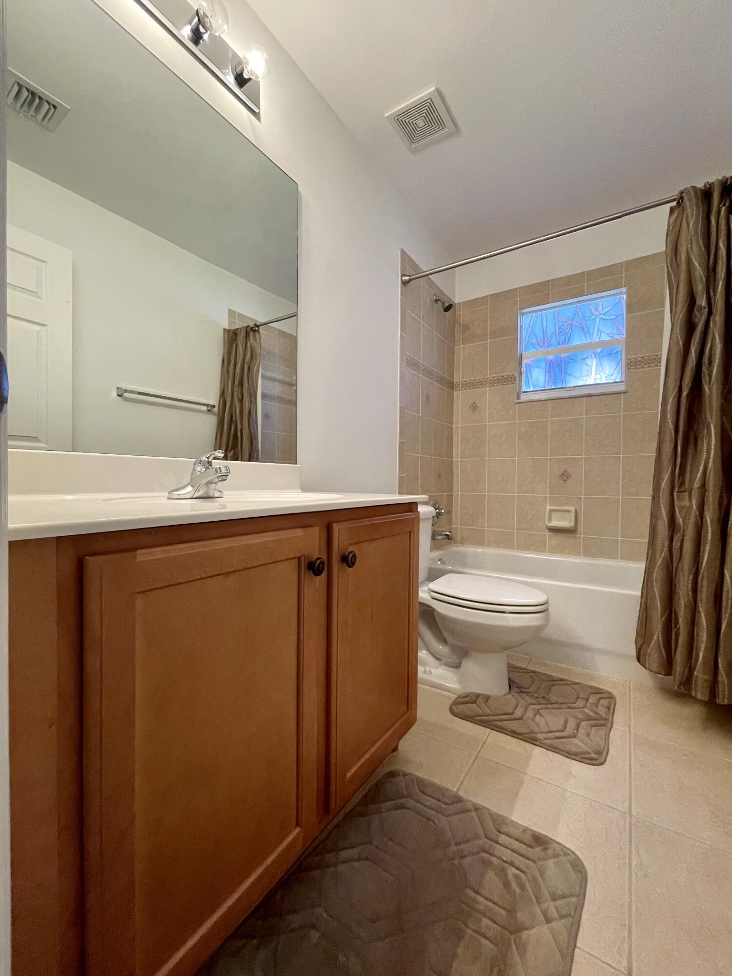 9085 Villa Palma Lane