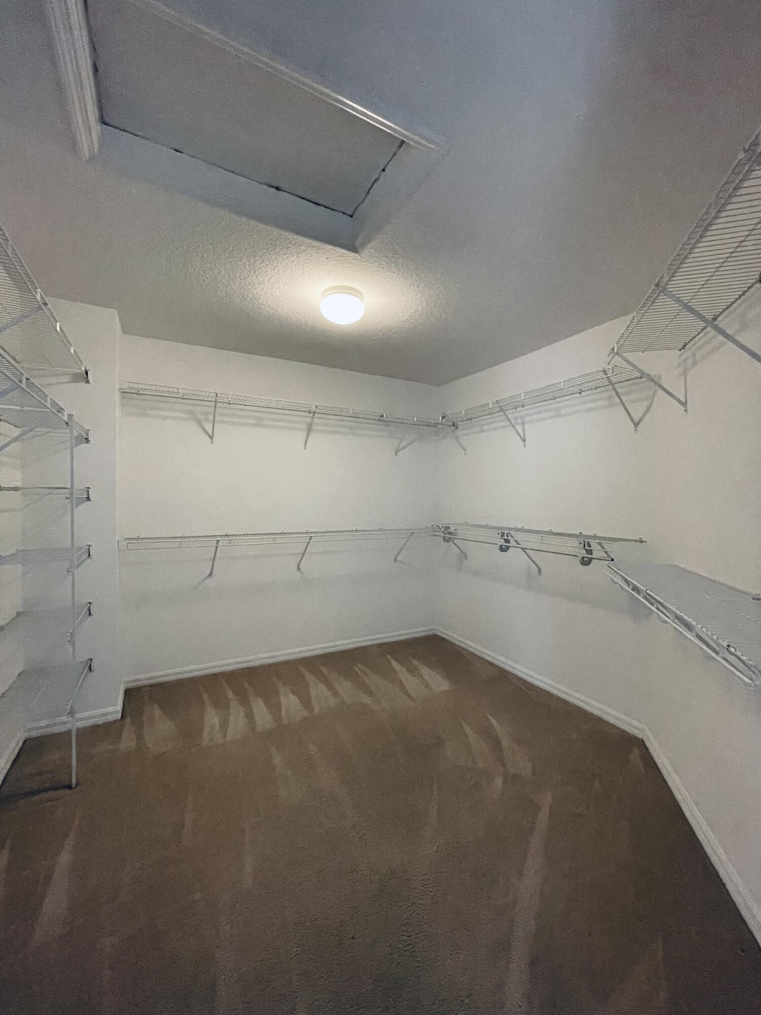 9085 Villa Palma Lane