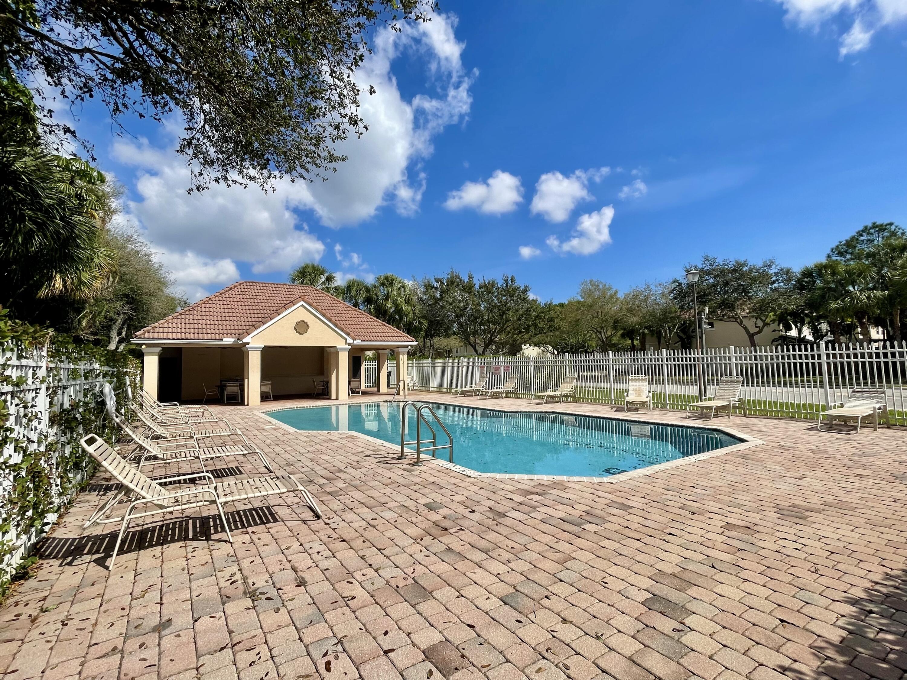 9085 Villa Palma Lane