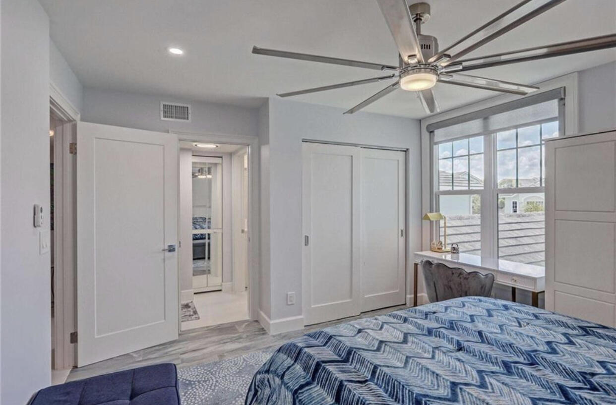 205 Mainsail Circle Unit: 205