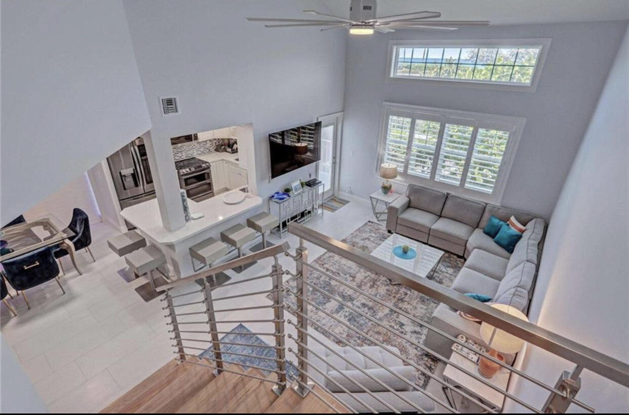 205 Mainsail Circle Unit: 205