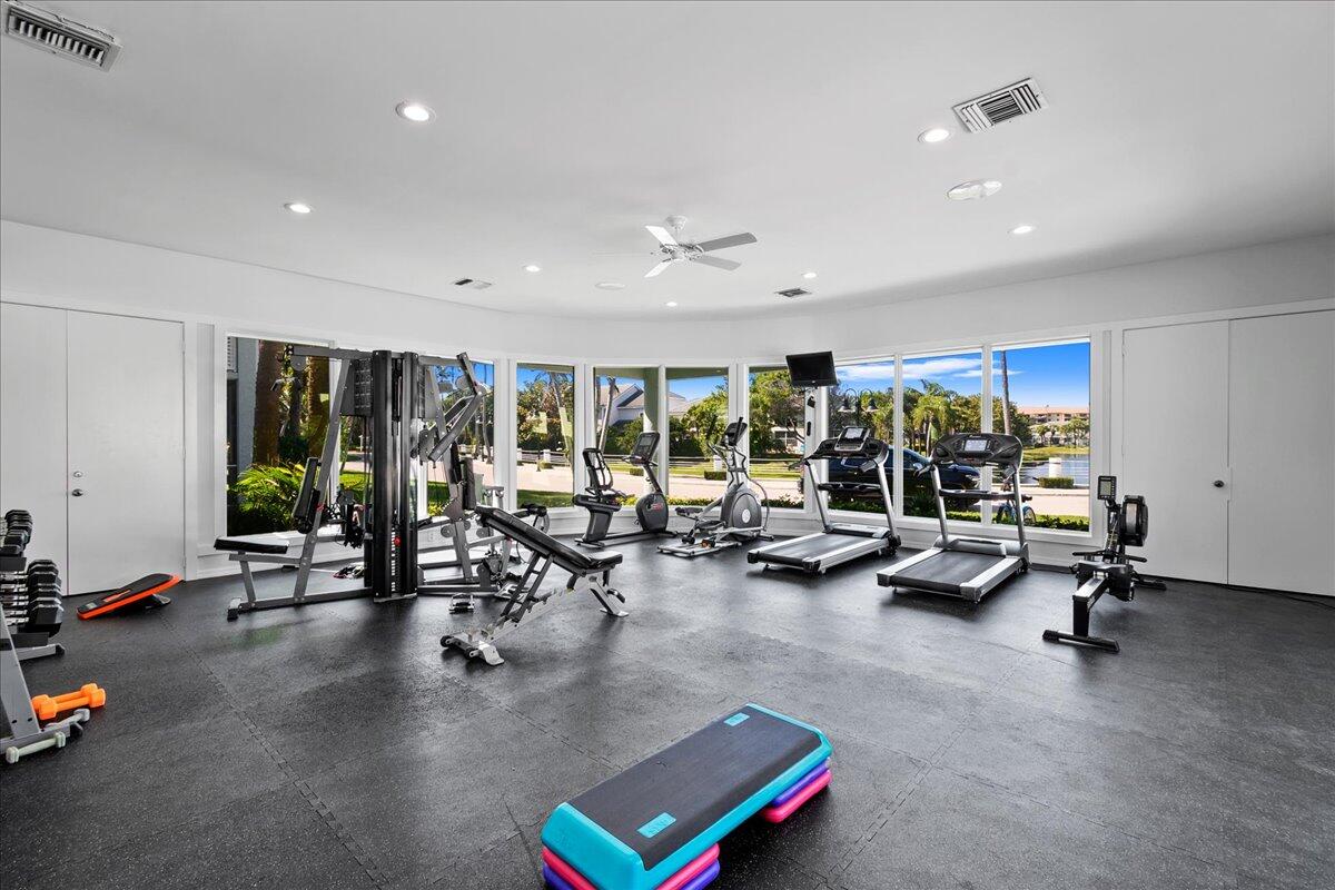 205 Mainsail Circle Unit: 205