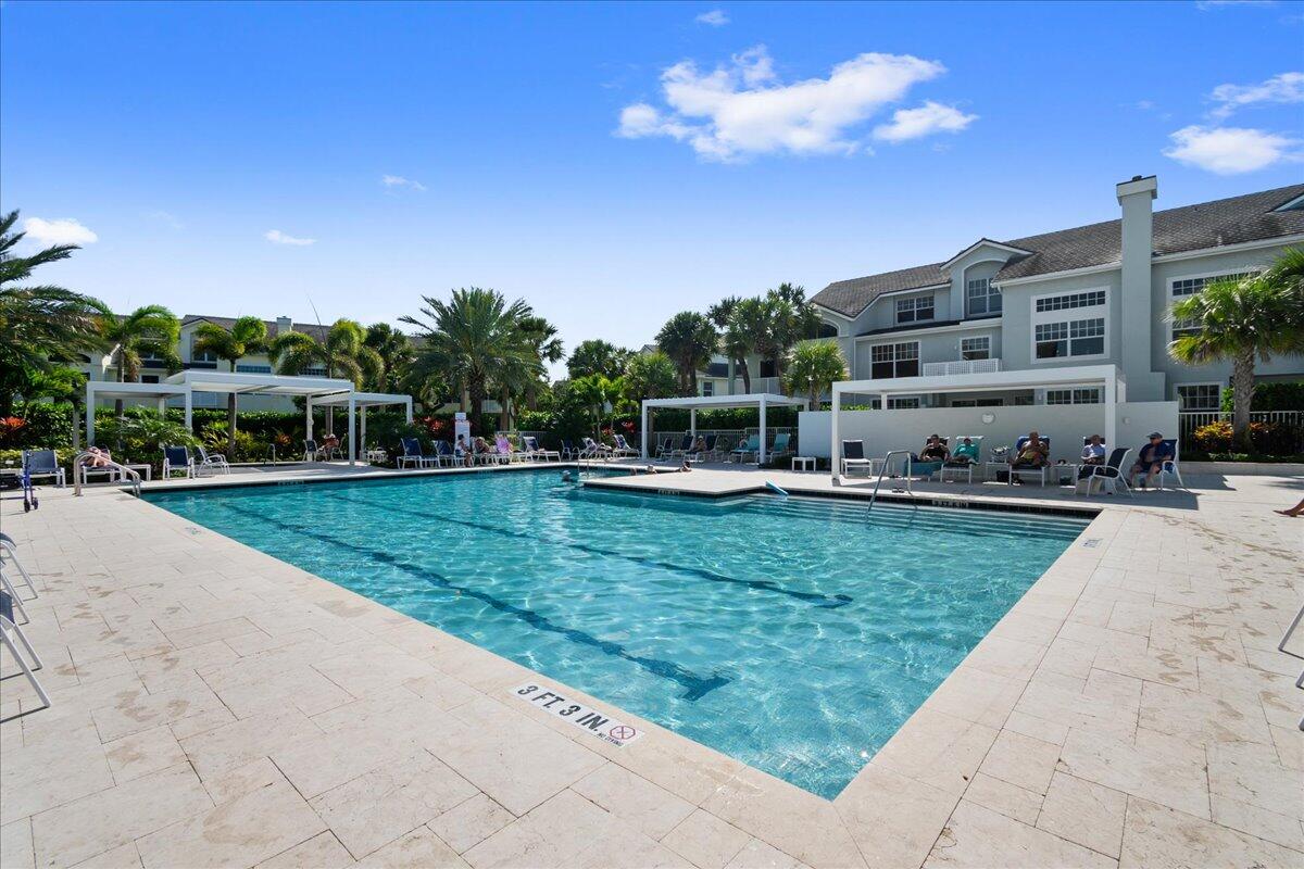 205 Mainsail Circle Unit: 205
