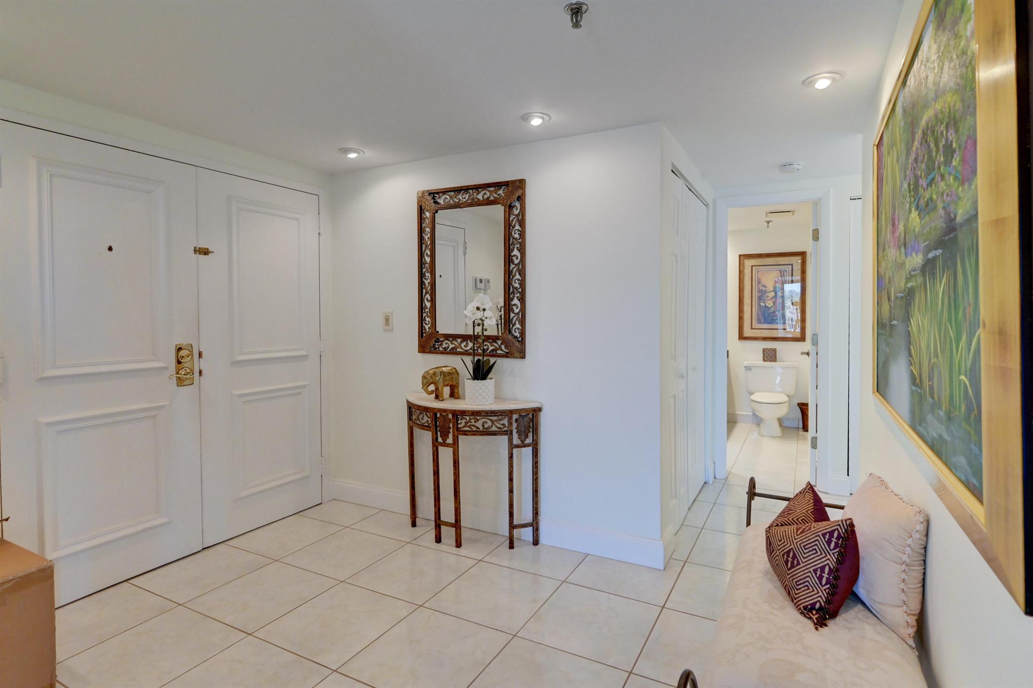 2917 S Ocean Boulevard Unit: 405