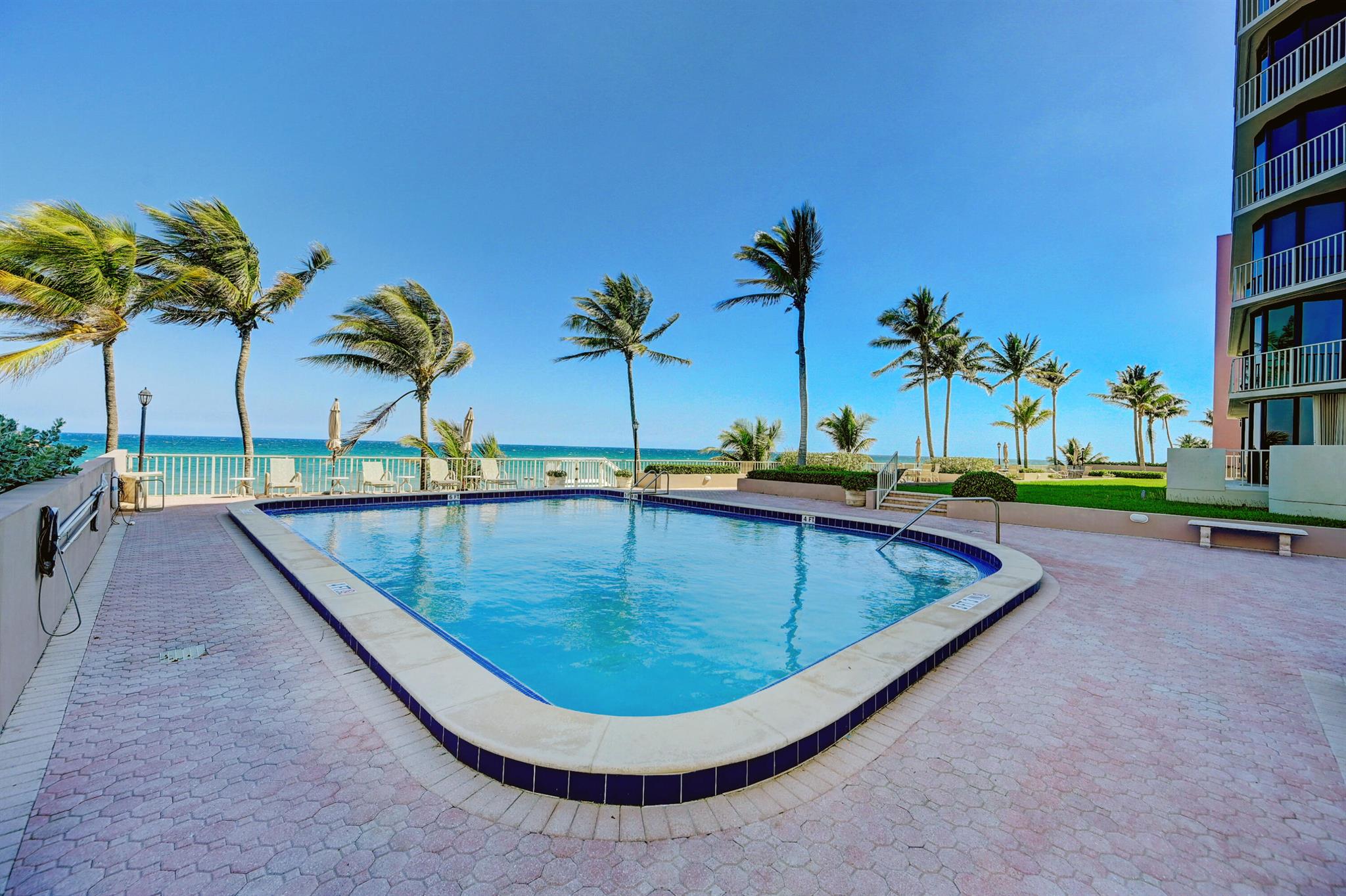 2917 S Ocean Boulevard Unit: 405