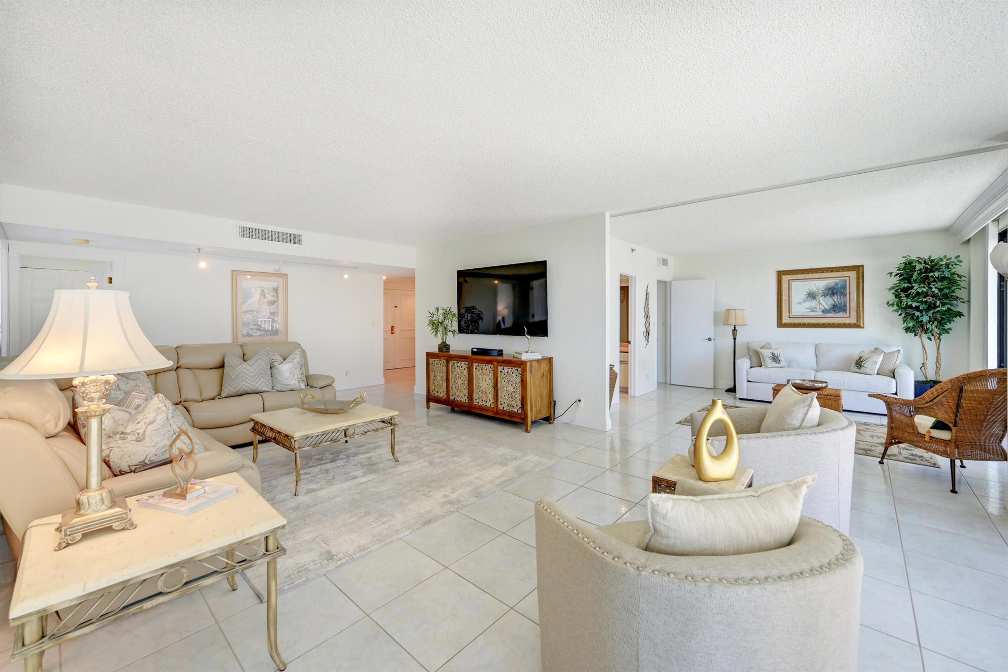 2917 S Ocean Boulevard Unit: 405