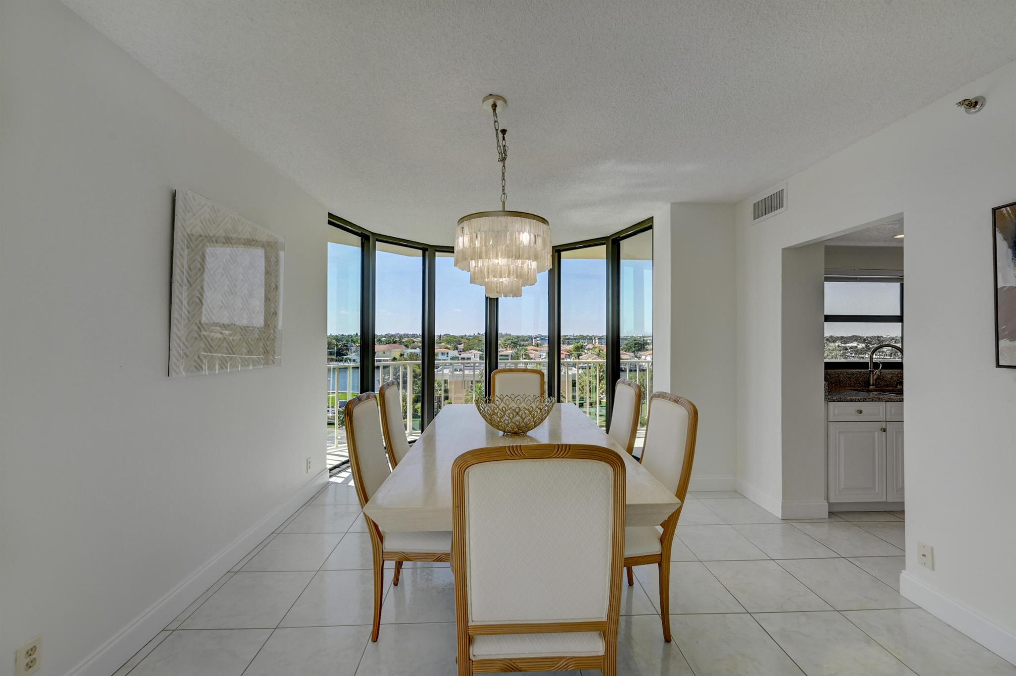 2917 S Ocean Boulevard Unit: 405