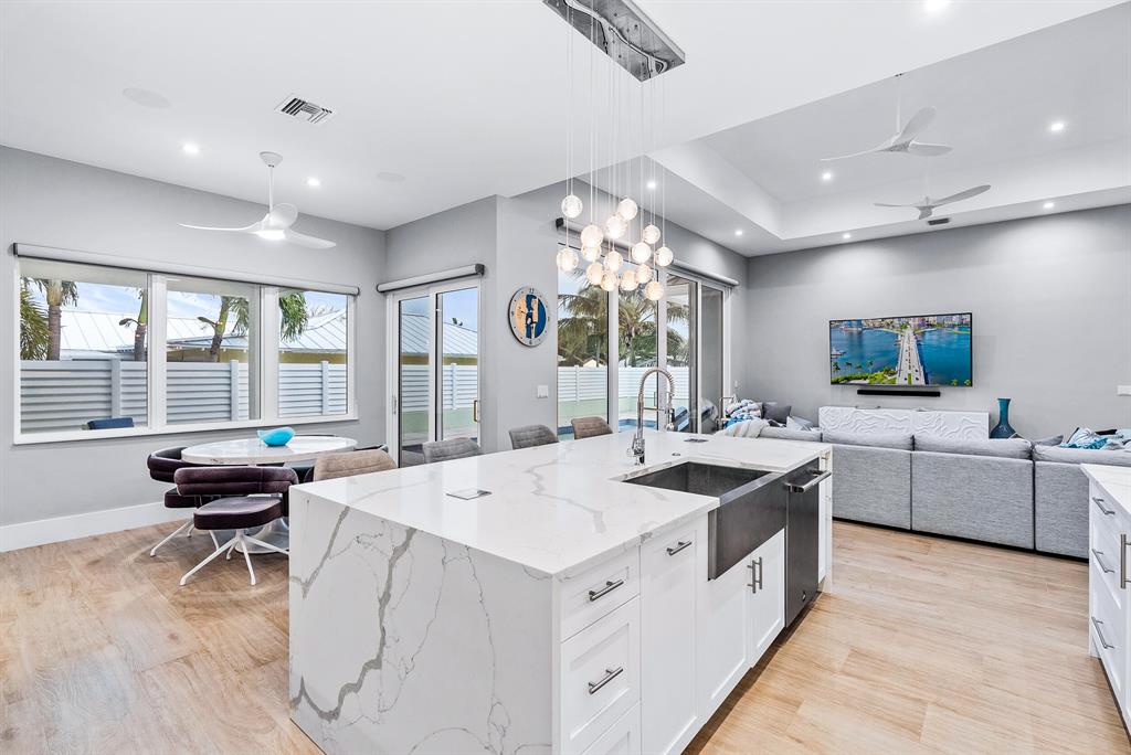 185 Lake Drive
