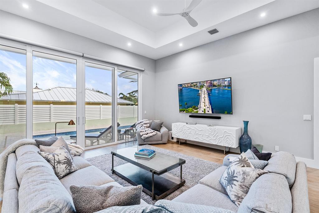185 Lake Drive