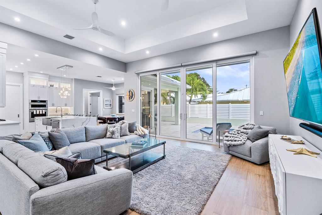 185 Lake Drive