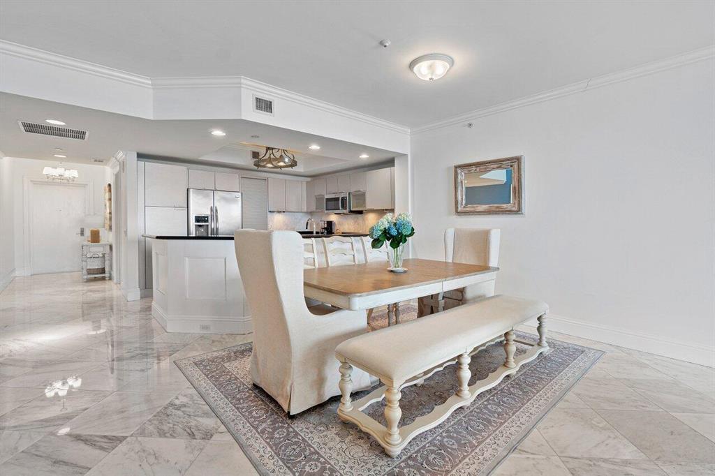 2650 Lake Shore Drive Unit: 702