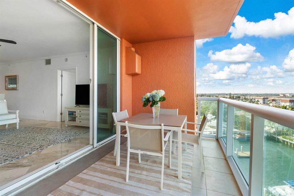 2650 Lake Shore Drive Unit: 702