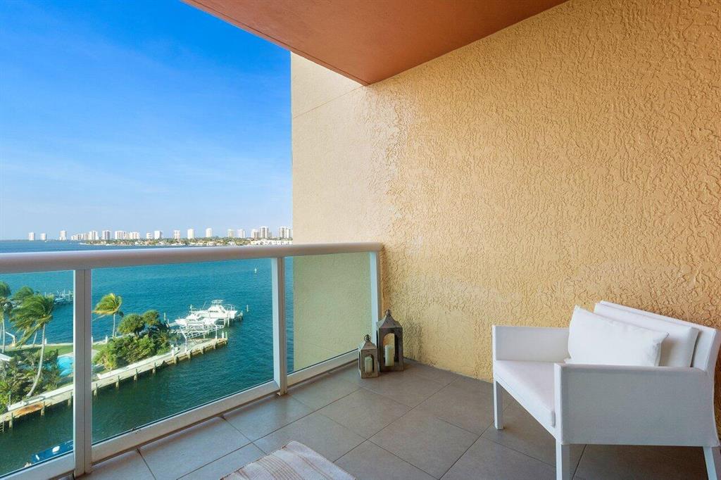 2650 Lake Shore Drive Unit: 702