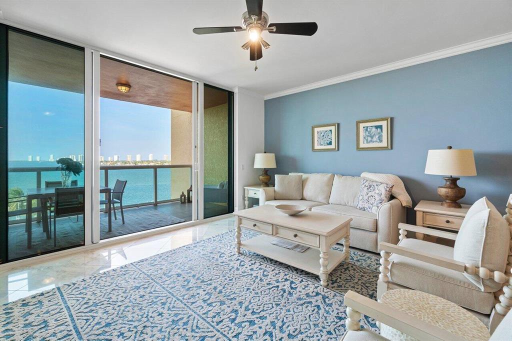 2650 Lake Shore Drive Unit: 702