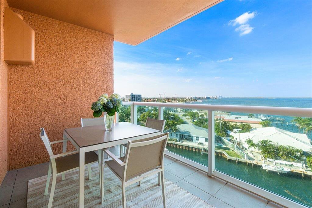 2650 Lake Shore Drive Unit: 702