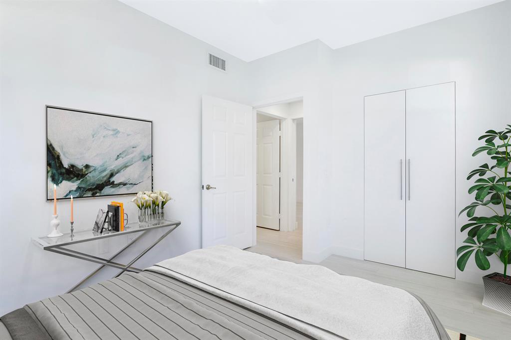 1140 University Boulevard Unit: 13
